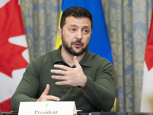 Ucraina, Volodymyr Zelensky svela la strategia di Putin in Crimea
