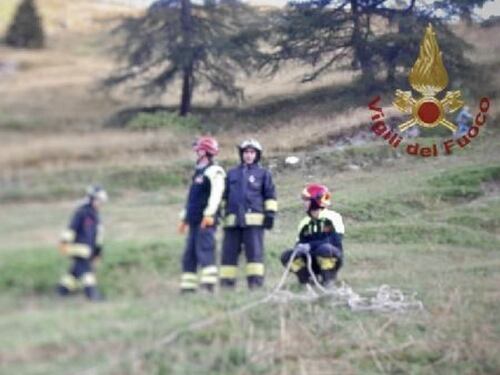 Auto nella scarpata. Cinque ragazzi morti. Quattro tra gli 11 e i 16 anni