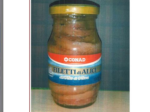 Richiamato un lotto di filetti di alici Conad: rischio chimico, c'è istamina