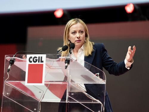 Giorgia Meloni al Congresso Cgil, Sorgi plaude al discorso del premier