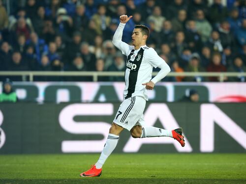 Ronaldo entra e segna: CR7 salva i bianconeri