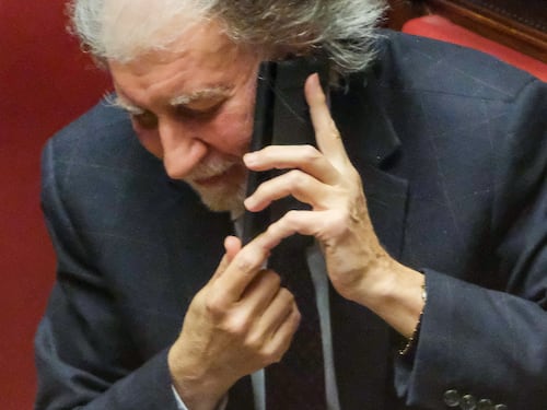 Scarpinato il telefonista. Il M5S attacca Il Tempo ma sono ben 33 le telefonate con Natoli sull'audizione in Antimafia
