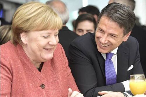 Conte non ride più con la Merkel. E sbotta: "Non stiamo scrivendo un manuale di economia"