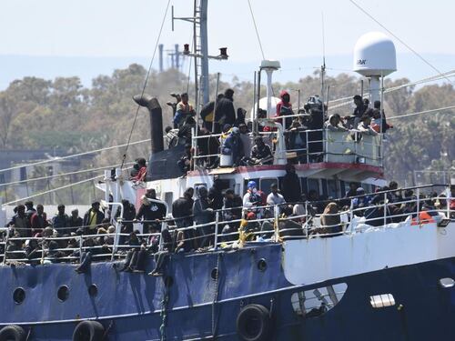 Migranti oggi in Italia, Giorgia Meloni vola in Etiopia: il piano di cooperazione