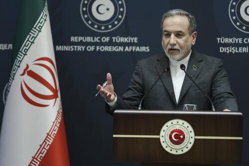 Iran, Araghchi vola da Putin per chiedere consiglio sui negoziati