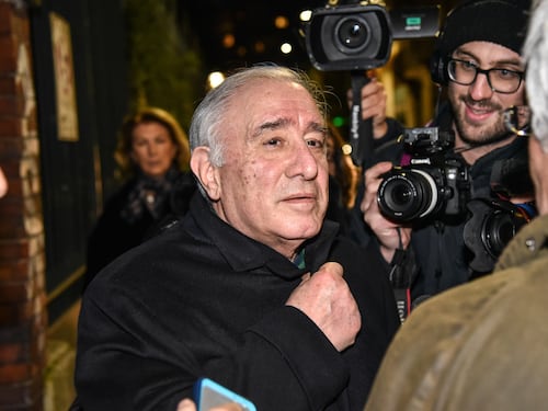 Il misterioso progetto di Marcello Dell’Utri: la proposta di un ottimo profitto su Instagram