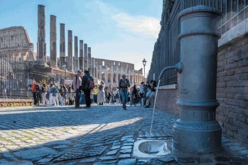 I nasoni di Roma diventano supertecnologici: ora si fiutano con l'app di Acea