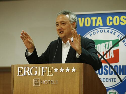 Ira Forza Italia, esclusi dalla cabina di regia sul Pnrr: "Surreale"