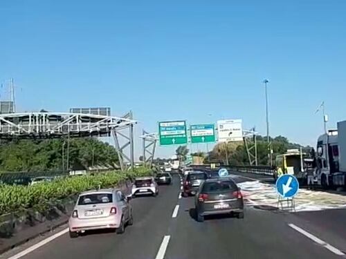 Tir perde gasolio. Code sul Raccordo anulare