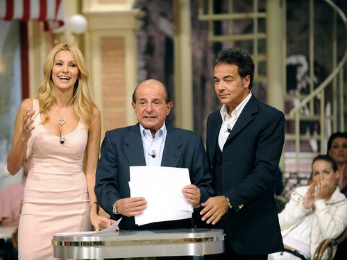 Lo sfogo di Magalli: "Non devo pagare il risarcimento alla Volpe". E fa una nuova allusione