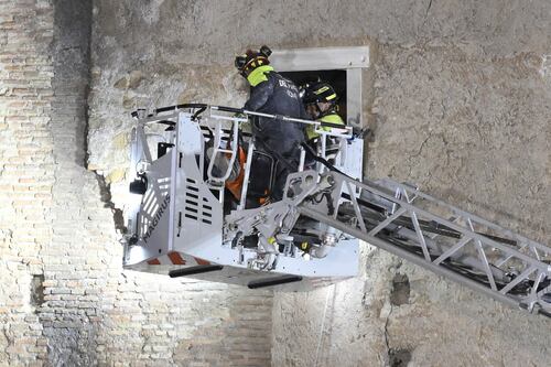 Roma, Octay Stroici è morto dopo il crollo della Torre dei Conti. Il cordoglio di Meloni