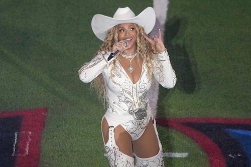 Da Sting a Beyoncé: le star del pop fuggono dalle band