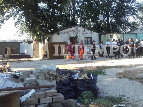 Dentro il Camping River: la mediazione (fallita) poi lo sgombero
