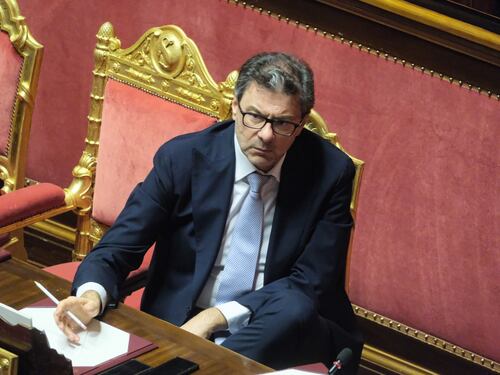 Governo, Manovra oggi in Cdm. Occhi puntati della Ue sui nostri conti