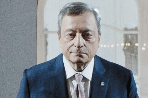 Italiani più indebitate grazie al governo Draghi: quasi 23mila euro a famiglia