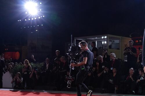 Mostra del Cinema di Venezia "per la Palestina". L'ultima trovata di attori e registi: la lettera-appello a suon di schwa