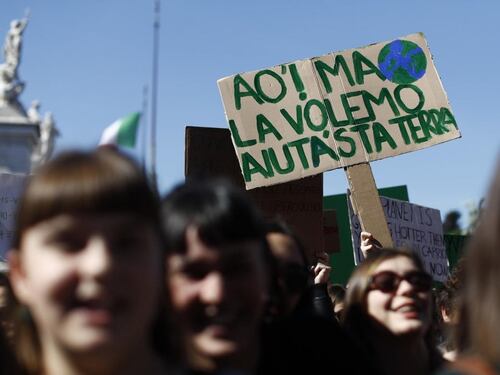 Sono belli i ragazzi di Greta Non gli avvoltoi che li sfruttano