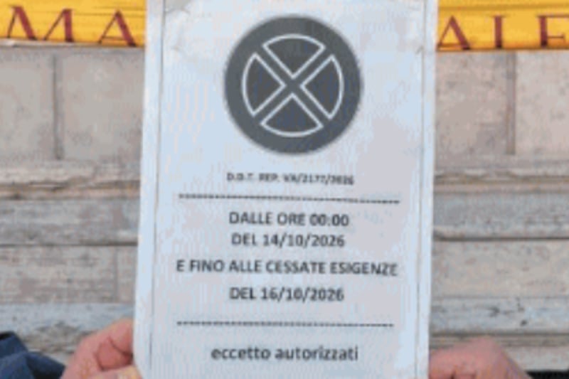Centro storico, il cartello equivoco e la retata dei “vigili”