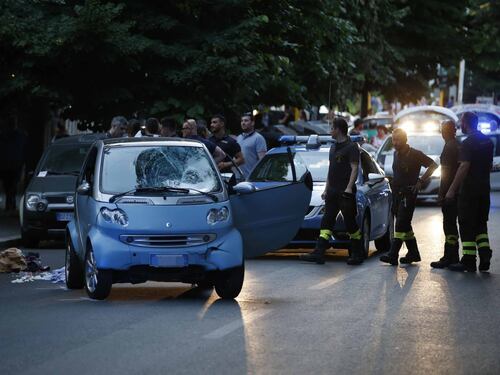 Auto sui pedoni ai Colli Portuensi, arrestata a Roma la pirata della strada: era drogata