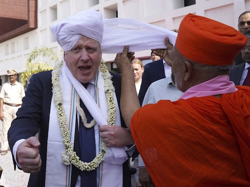 Bufera su Boris Johnson, la Camera dà l'ok per l'inchiesta parlamentare sul Partygate