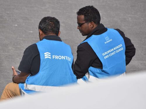 Migranti e Ong, Mattarella e Gentiloni blindano Minniti: risultati ci sono