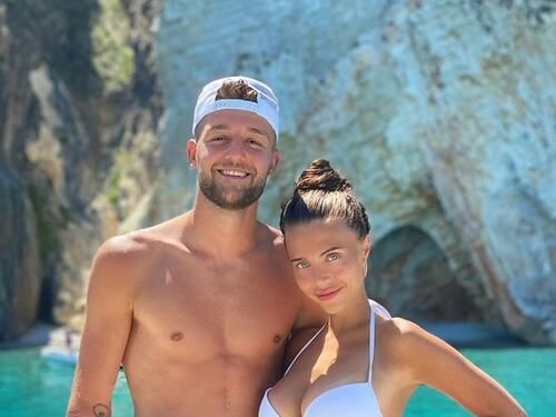 Milinkovic si rilassa a Ponza con la fidanzata aspettando il Milan