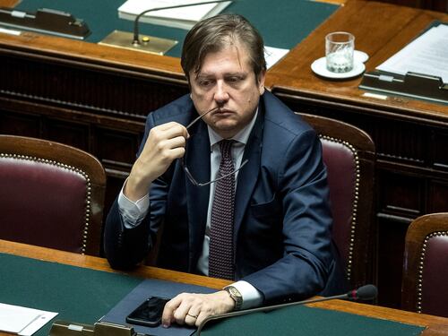 Coronavirus, ai malati il farmaco killer