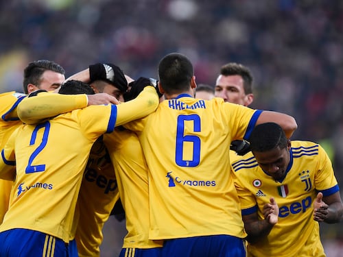 Juve seconda, crollo del Milan a Verona