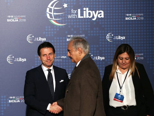Haftar lascia la conferenza sulla Libia. Flop per il governo Conte