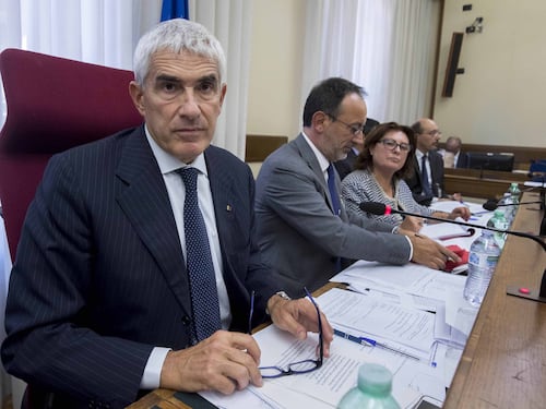 Al via la commissione d'inchiesta sulle banche. Casini presidente