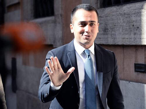 Bibbiano, Di Maio nei guai: il sindaco dem querela il ministro