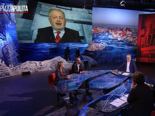 PiazzaPulita, i migranti irregolari? "Da espellere tutti", il sondaggio che gela Formigli