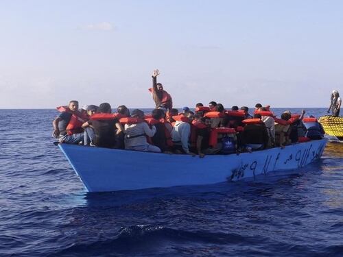 Tornano le toghe rosse, altra sentenza contro il governo: liberi 5 clandestini