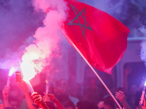 Bologna, tappeti rossi ai tifosi ma solo se marocchini: maxischermo per la gara con la Francia