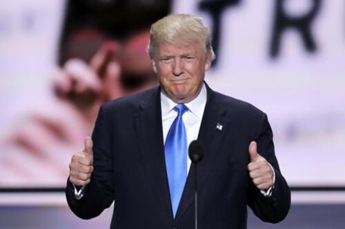 Usa, finito lo shutdown: i Democratici cedono e votano la legge di Trump per rifinanziare il governo