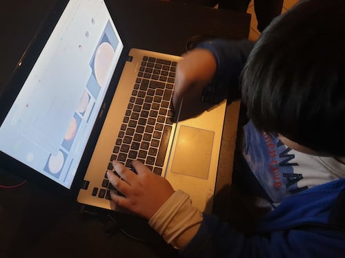 Scuola in presenza per gli alunni disabili paragonata al servizio di baby sitter. Bufera alla Randaccio