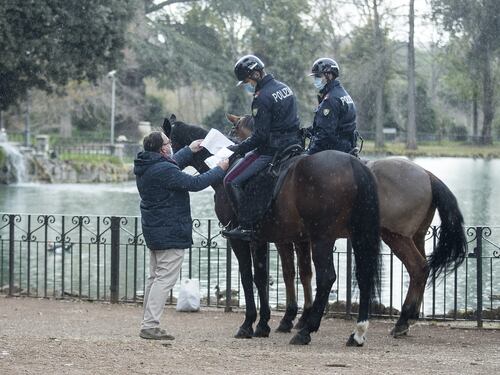 Decreto Covid in Cdm. Chiusure, spostamenti e scuole: cosa cambia. E a Pasqua spuntano i mini-pranzi