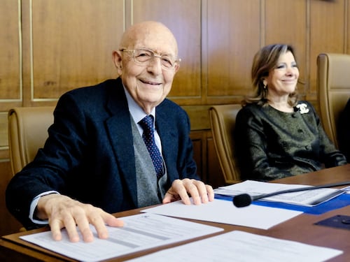 Premierato, Cassese sbugiarda la sinistra: “Si può fare. Assicura stabilità e coesione dei governi”
