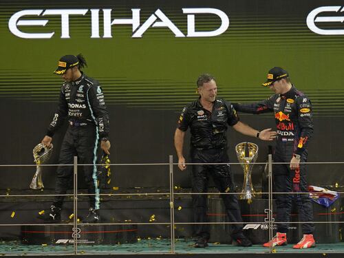 Furto mondiale, Hamilton si ritira? La voce che manda in crisi la Mercedes