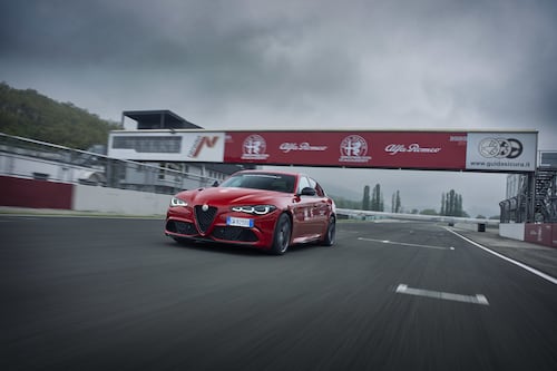 Alfa Romeo, il bello viene in pista