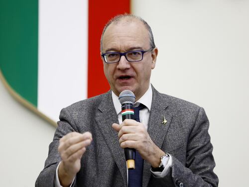 Scuola, al via la valutazione dei dirigenti scolastici. Valditara: "Costruiamo sistema più efficiente"