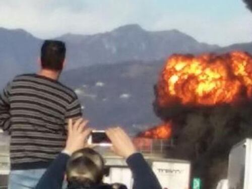 Brescia, scontro fra tir e incendio sull'A21. Sei morti carbonizzati anche due bambini