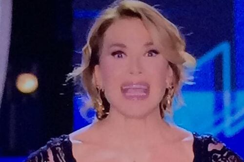 Il Grande Fratello vince col fiatone ma deve fare i conti col boom di Floris