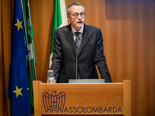 Conte parla, Confindustria lo bombarda: "Non ha un piano"