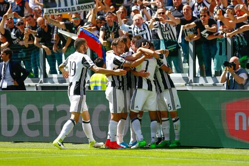 Juve nella storia, sesto scudetto di fila. E ora Allegri sogna il Triplete