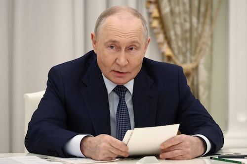 Russia, Putin ordina di uccidere i capi dell’industria bellica europea: l’allarme dell’intelligence