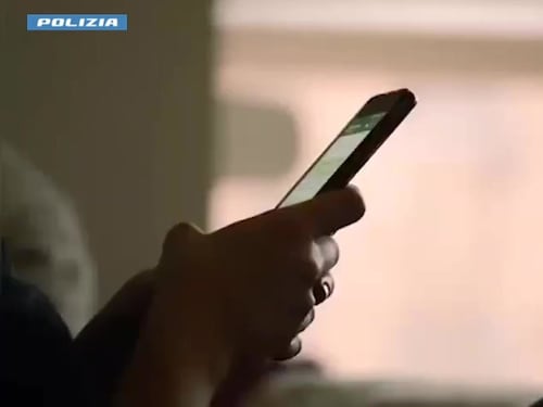 Propaganda suprematista e antisemita sul web. Tre ragazzi indagati dalla Polizia