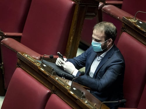 Luigi Marattin, il renziano invoca la censura social per chi critica il Mes