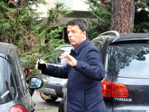Renzi arriva al Nazareno per la direzione nazionale del Pd