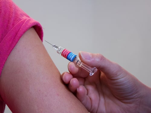 Sanità, i numeri da incubo di morbillo e pertosse. “Pochi vaccini”